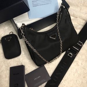 Prada Re-Edition 2005 in Black